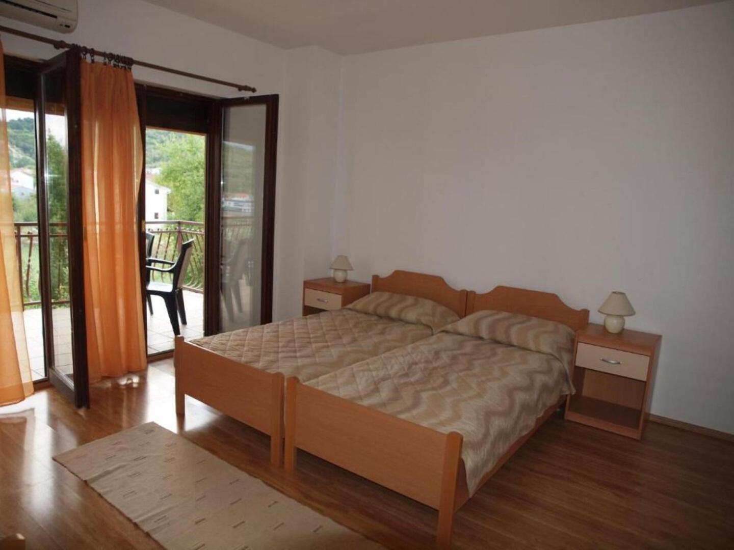 Rooms Marija - Rooms With Pool Trilj Luaran gambar